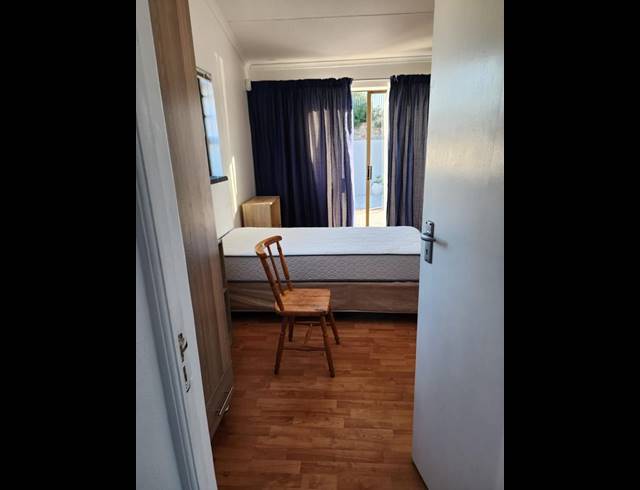 1 BEDROOM PROPERTY TO RENT IN FOREST HILL